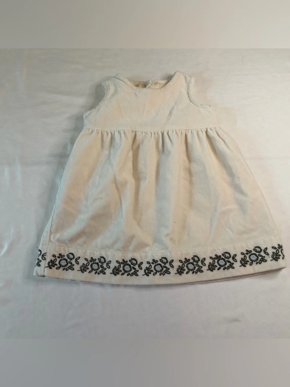 Vintage 90s Old Navy Baby Girl‎ Dress 6-12M Ivory Embroidered Hem Sleeveless
